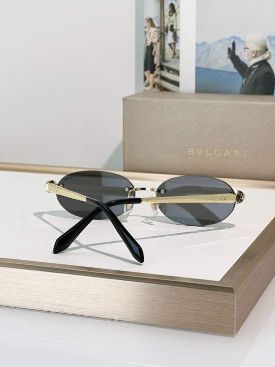 Picture of Bvlgari Sunglasses _SKUfw77619621fw